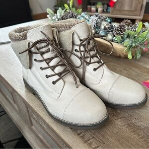 Cliffs by White Mountain Women’s Duena Combat Boots Size 11